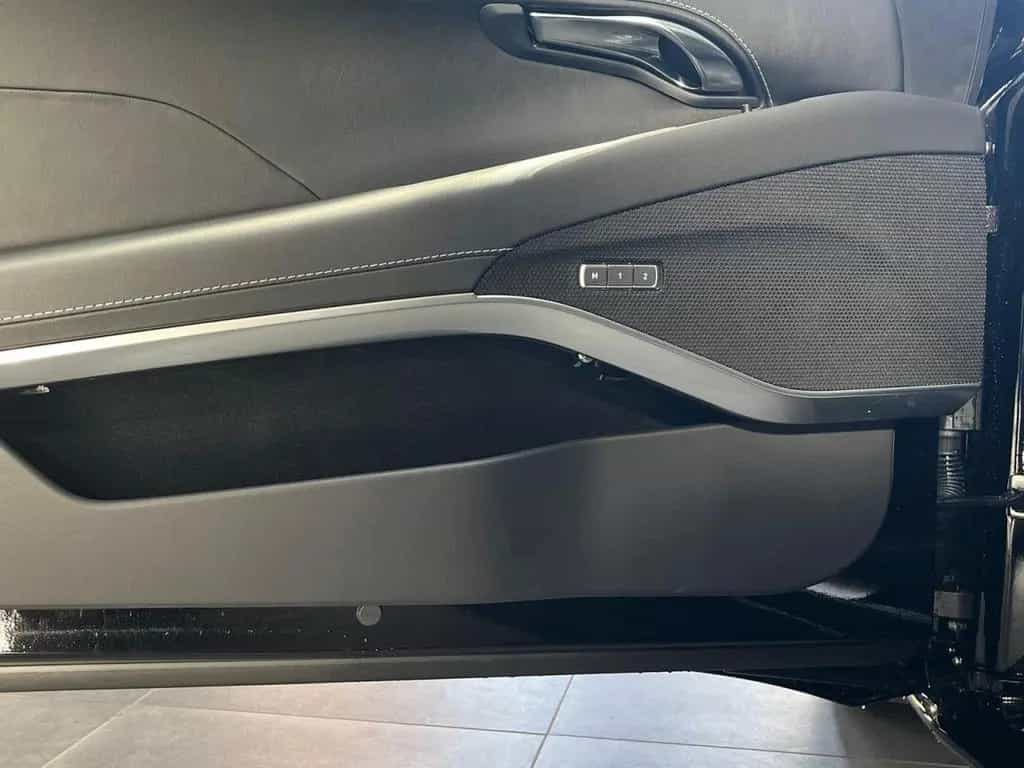 Lotus Emira V6 SE null-photo-14