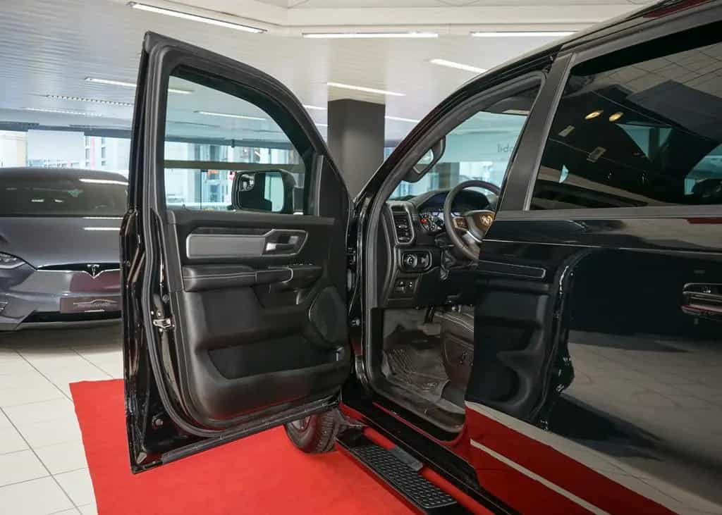 Dodge RAM 1500 4X4 Bighorn CrewCab 4WD-Auto PDC Kamera 10/2020-photo-12