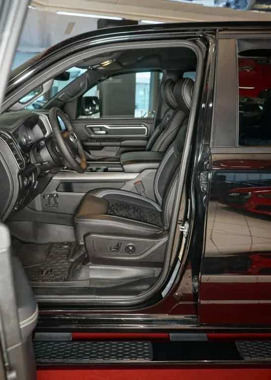 Dodge RAM 1500 4X4 Bighorn CrewCab 4WD-Auto PDC Kamera 10/2020-photo-13
