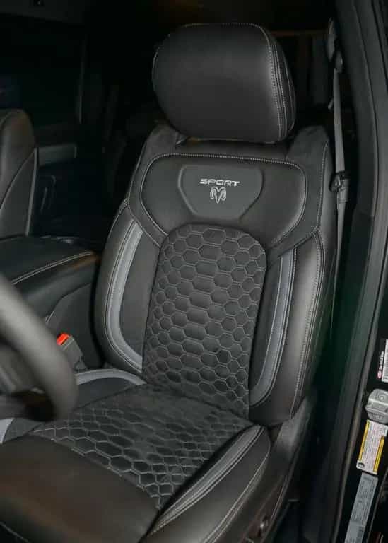 Dodge RAM 1500 4X4 Bighorn CrewCab 4WD-Auto PDC Kamera 10/2020-photo-14