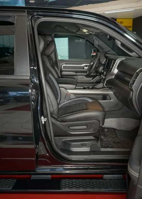 Dodge RAM 1500 4X4 Bighorn CrewCab 4WD-Auto PDC Kamera 10/2020-photo-24