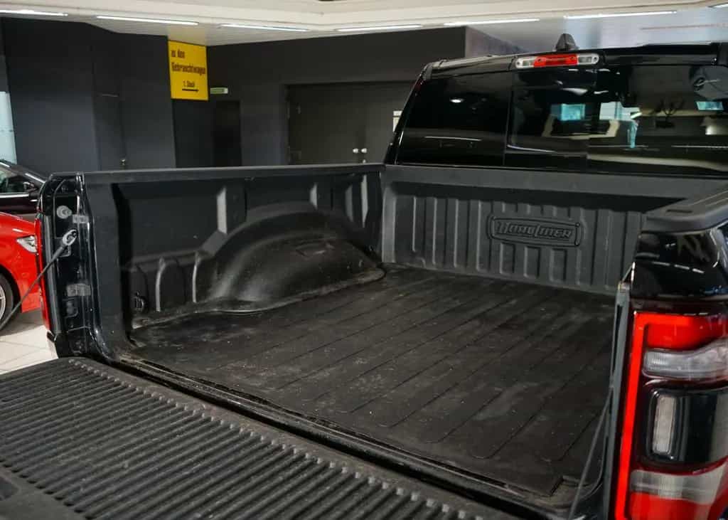 Dodge RAM 1500 4X4 Bighorn CrewCab 4WD-Auto PDC Kamera 10/2020-photo-32