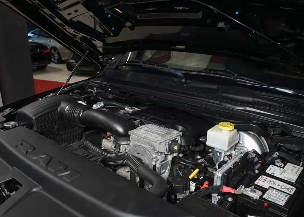 Dodge RAM 1500 4X4 Bighorn CrewCab 4WD-Auto PDC Kamera 10/2020-photo-34