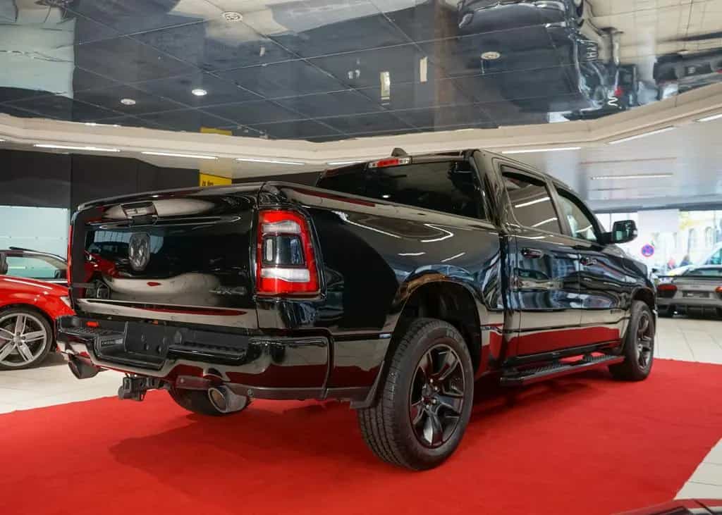Dodge RAM 1500 4X4 Bighorn CrewCab 4WD-Auto PDC Kamera 10/2020-photo-7