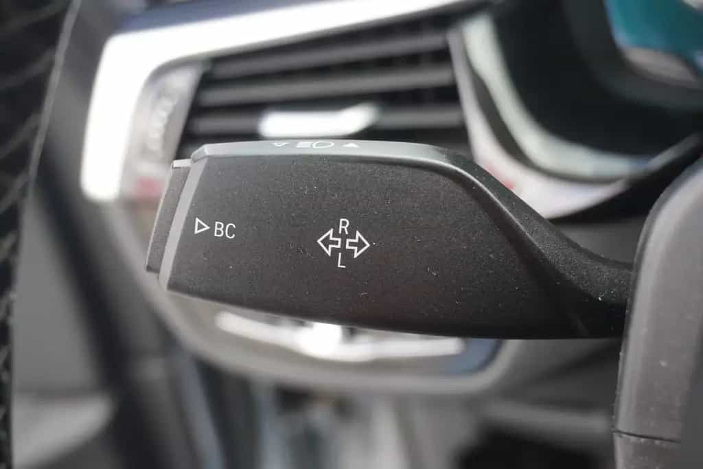BMW 525 d Touring Sport Line LED Navi Virtual Cockpit 06/2019-photo-25