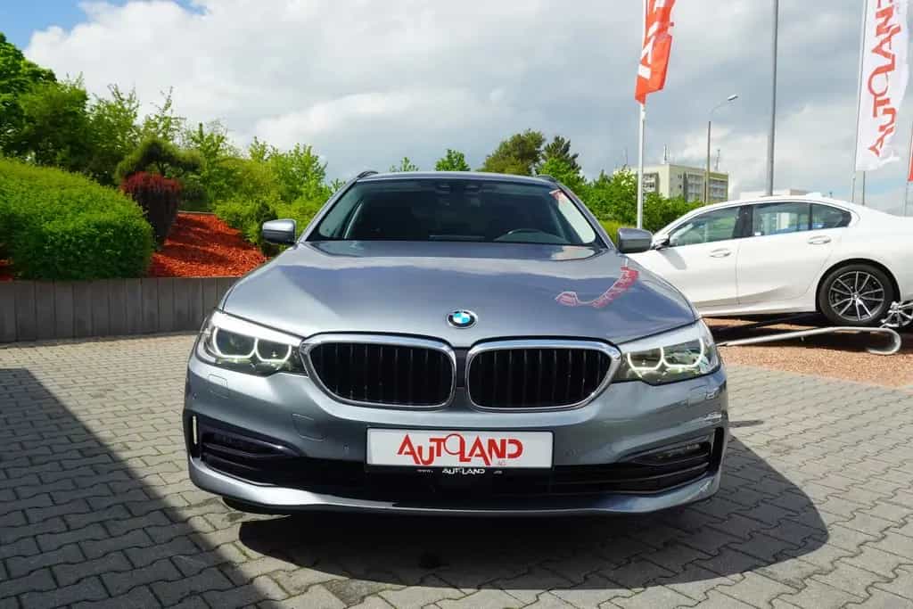 BMW 525 d Touring Sport Line LED Navi Virtual Cockpit 06/2019-photo-7