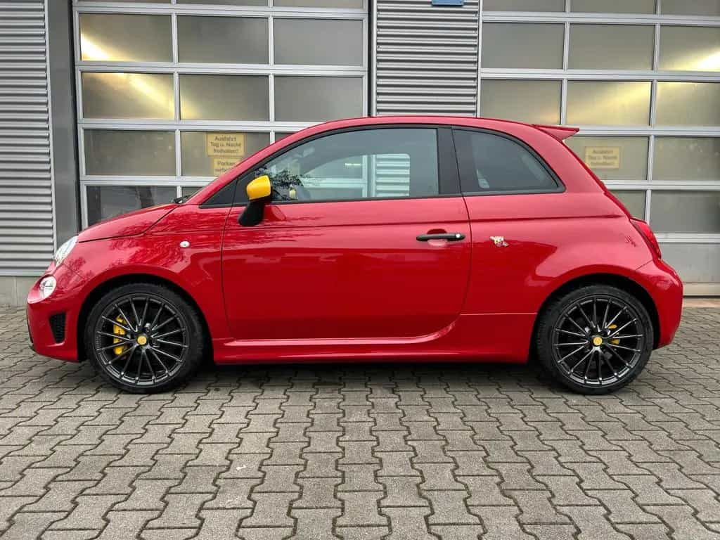 Abarth 695 05/2024-photo-2