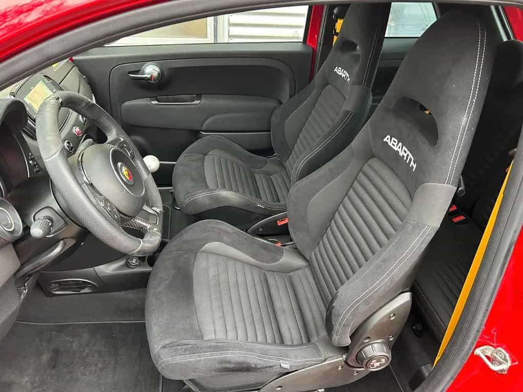 Abarth 695 05/2024-photo-6