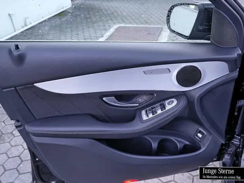 Mercedes-Benz GLC 200 4M AMG ADV KAM+EASY-P+KEYLESS+19''+SHZ+L 10/2020-photo-12