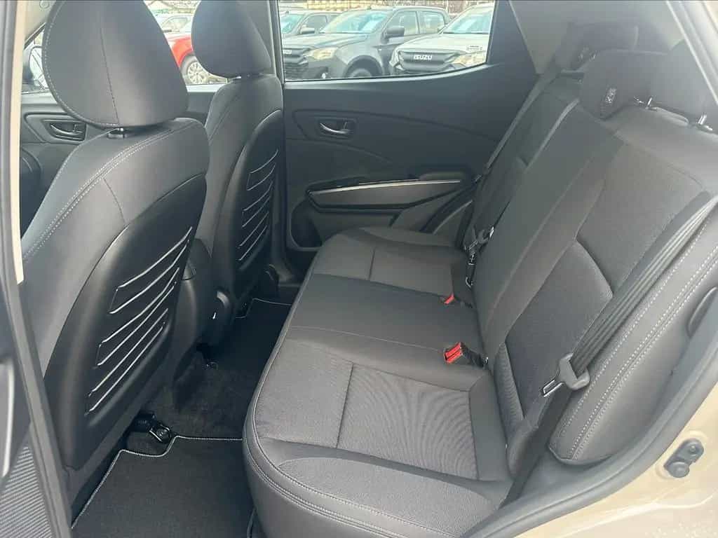 KGM Tivoli 1.5 T-GDI Essential (Nomad) null-photo-12