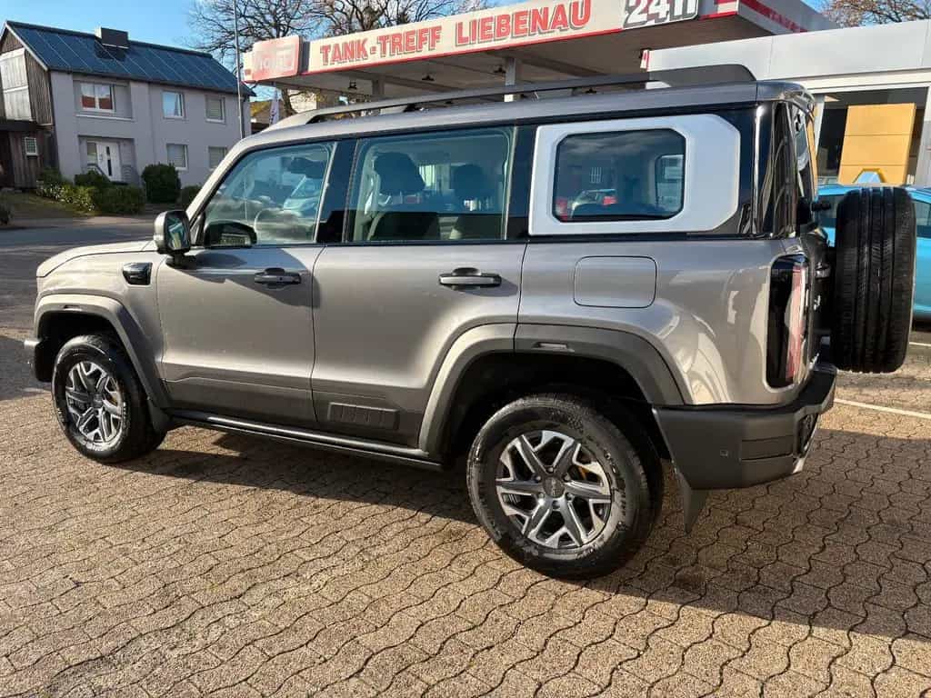 BAIC BJ40 Pro 4x4 null-photo-11