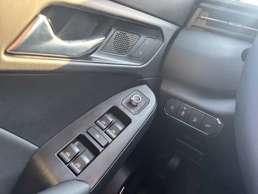 GWM HAVAL Jolion Pro 1.5 Turbo 7G-DCT Luxury App-Nav null-photo-25