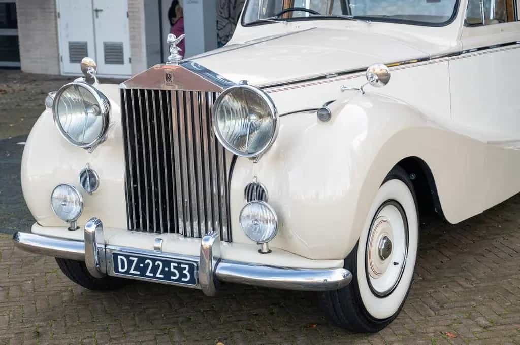 Rolls-Royce Wraith SILVER Hooper LWB 02/1954-photo-14