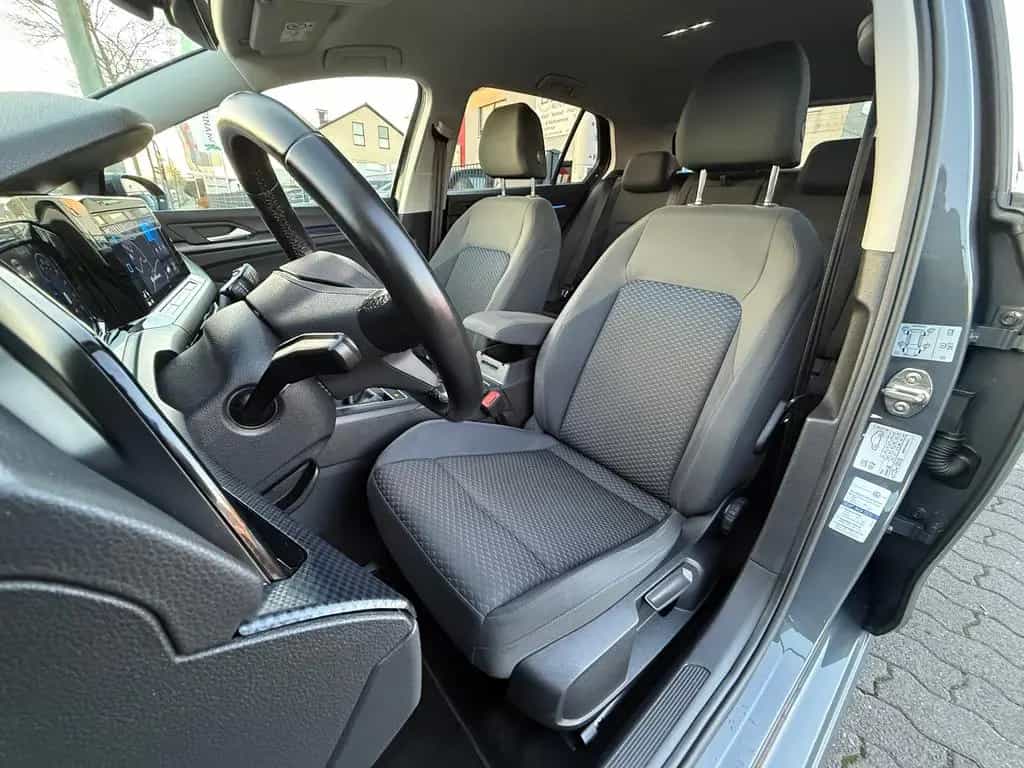 Volkswagen Golf VIII Lim. United ACC R.Kamera FINANZIERUNG 10/2020-photo-10