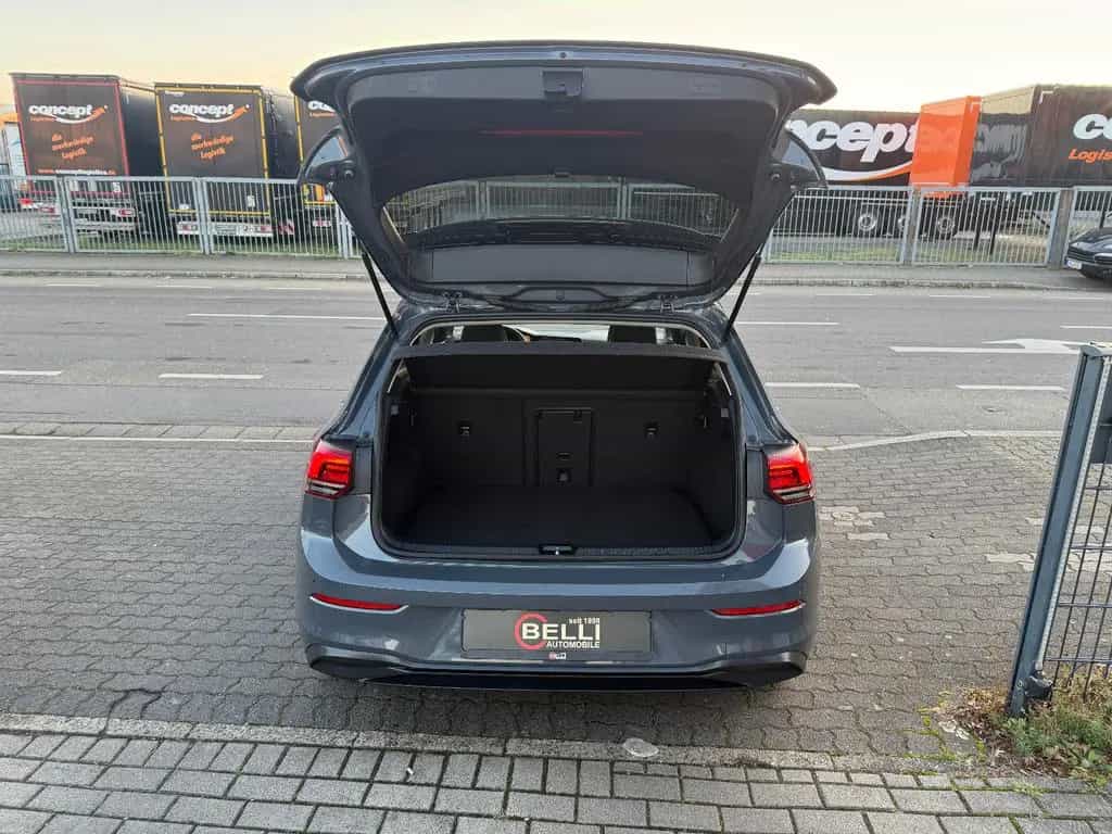 Volkswagen Golf VIII Lim. United ACC R.Kamera FINANZIERUNG 10/2020-photo-14
