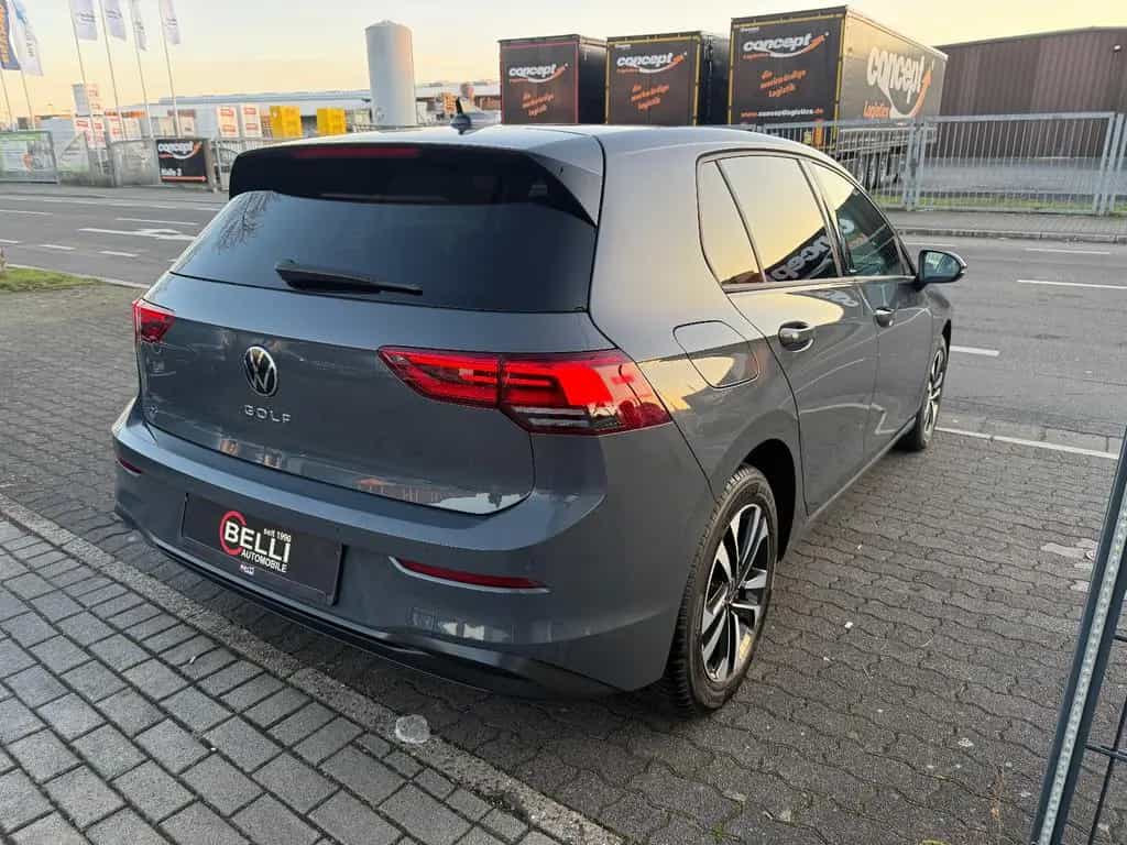 Volkswagen Golf VIII Lim. United ACC R.Kamera FINANZIERUNG 10/2020-photo-4