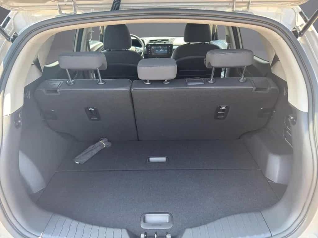 KGM Tivoli Essential 1.5 2WD *SHZ/RFK/APP/PDC* null-photo-13