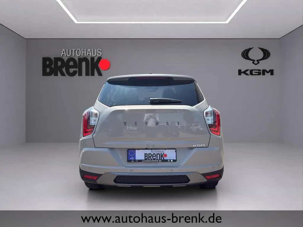 KGM Tivoli Essential 1.5 2WD *SHZ/RFK/APP/PDC* null-photo-3