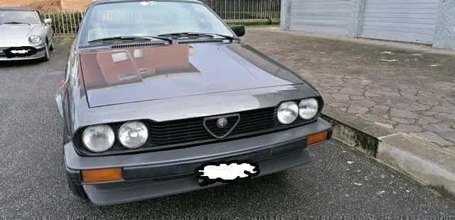 Alfa Romeo Alfetta gtv 05/1982-photo-1