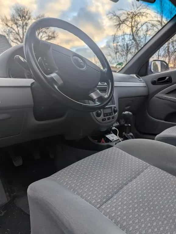 Daewoo Lacetti 1,8 CDX CDX 05/2004-photo-2
