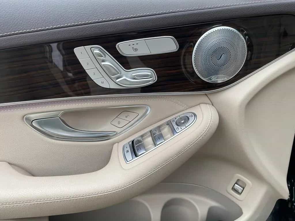 Mercedes-Benz GLC-Class 300 4M AMG+NIGHT+KAM+BURME+KEYL+MLED+EASYP 08/2019-photo-13