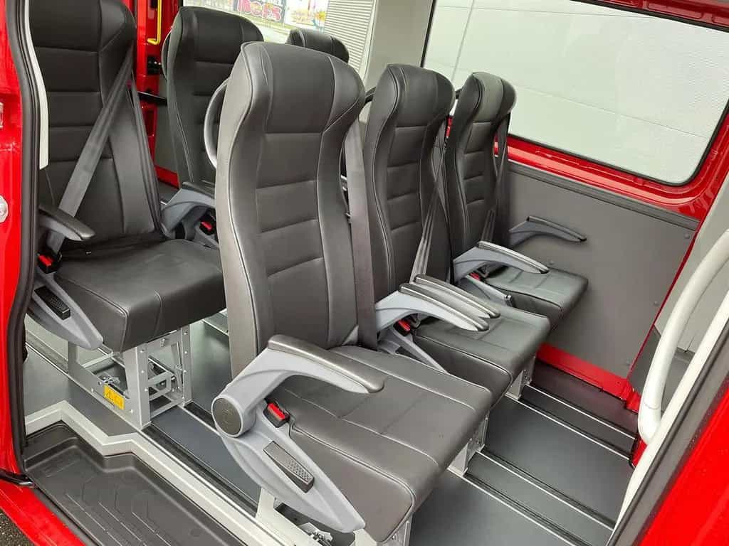 MAN TGE 3.180 Kombi L3H3 FEUERWEHR LED TEMPOMAT AHK 03/2026-photo-30