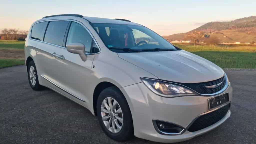 Chrysler Pacifica 3.7 07/2017-photo-17