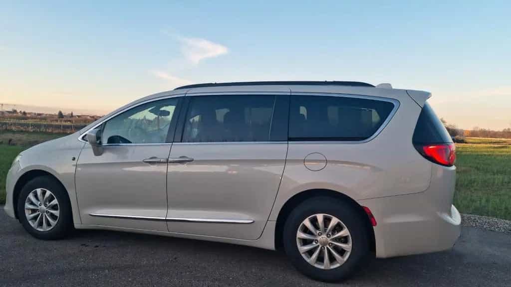 Chrysler Pacifica 3.7 07/2017-photo-18