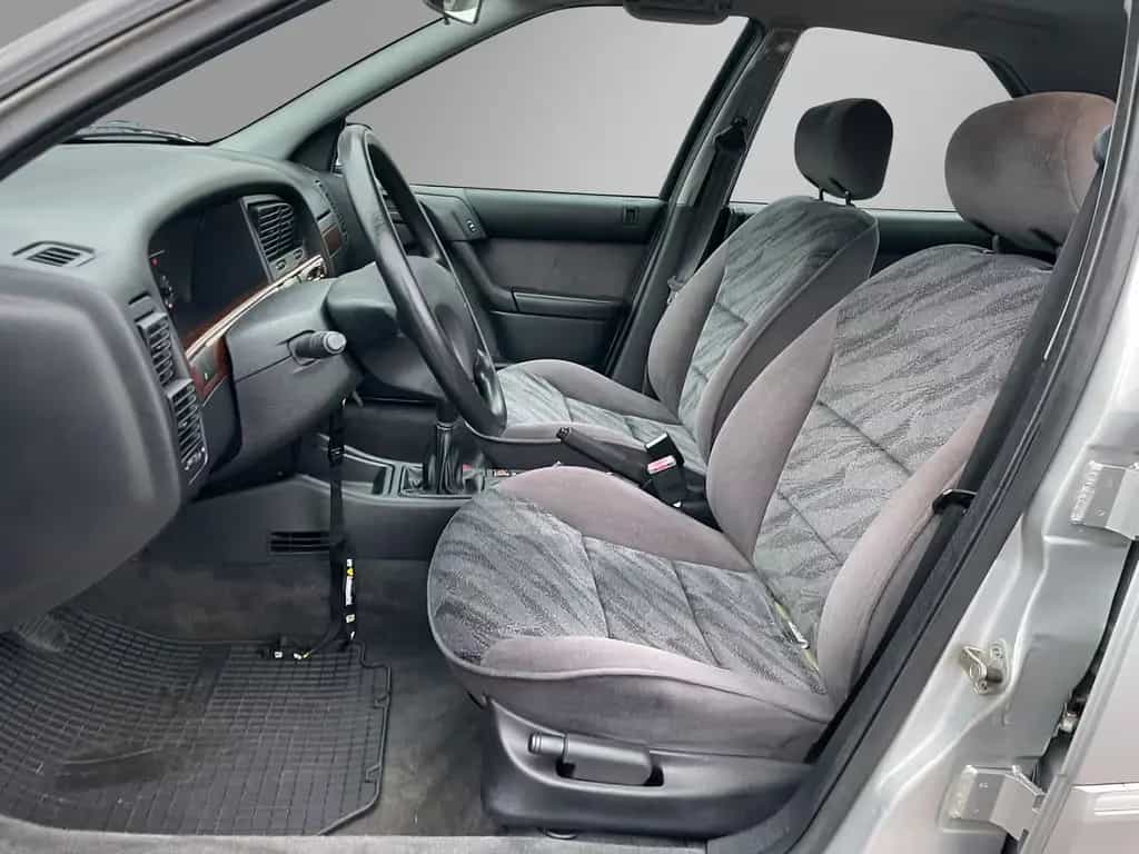 Citroën Xantia 1.8 Wenig KM 04/2000-photo-15