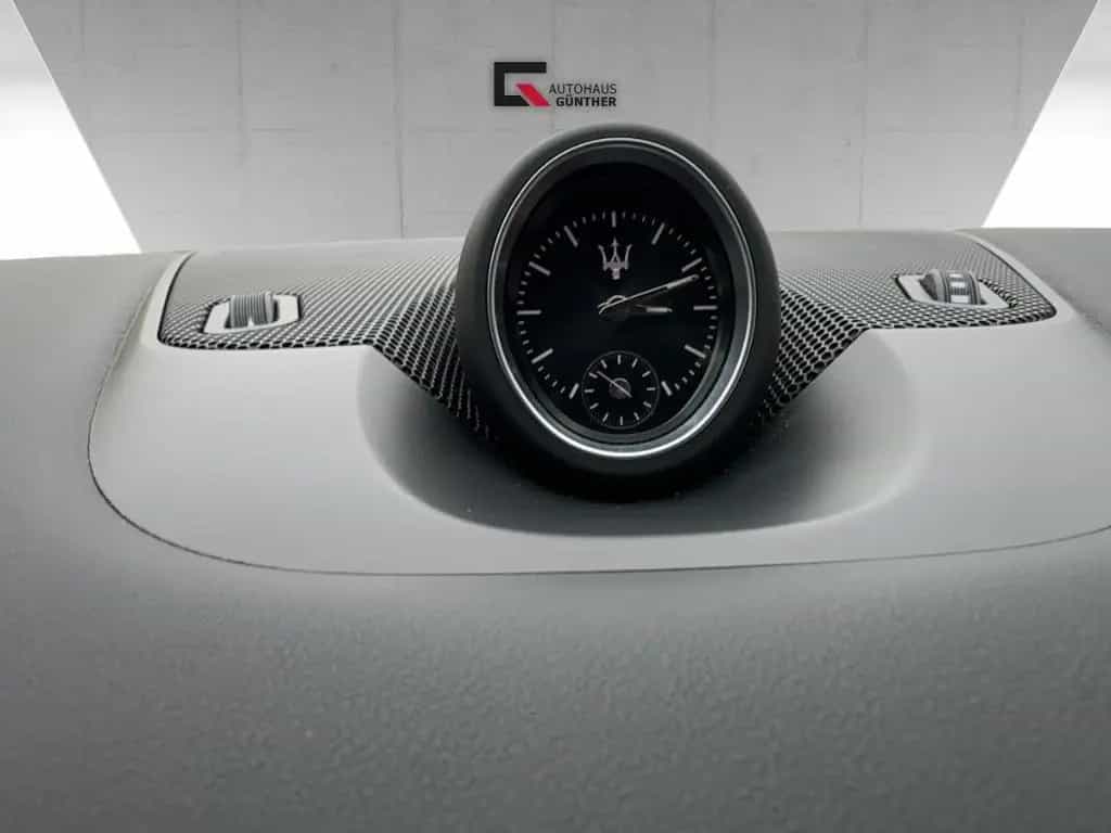 Maserati Levante Modena S AWD 430PS PANO-CARBON-360Grad 04/2023-photo-16