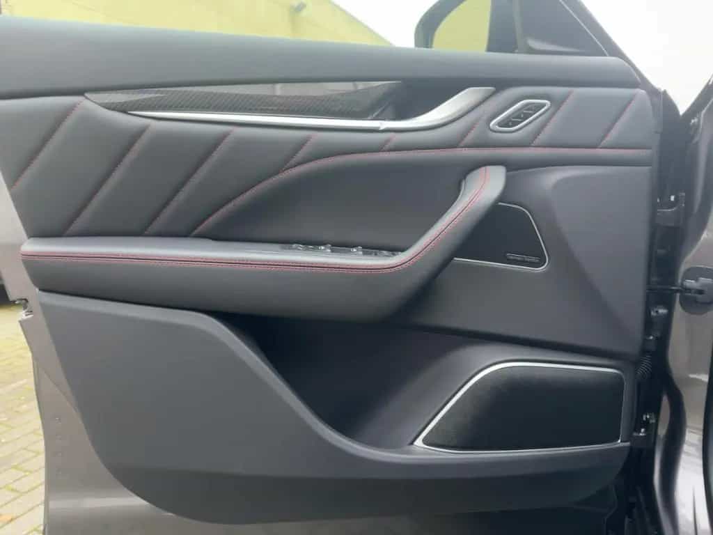 Maserati Levante Modena S AWD 430PS PANO-CARBON-360Grad 04/2023-photo-17