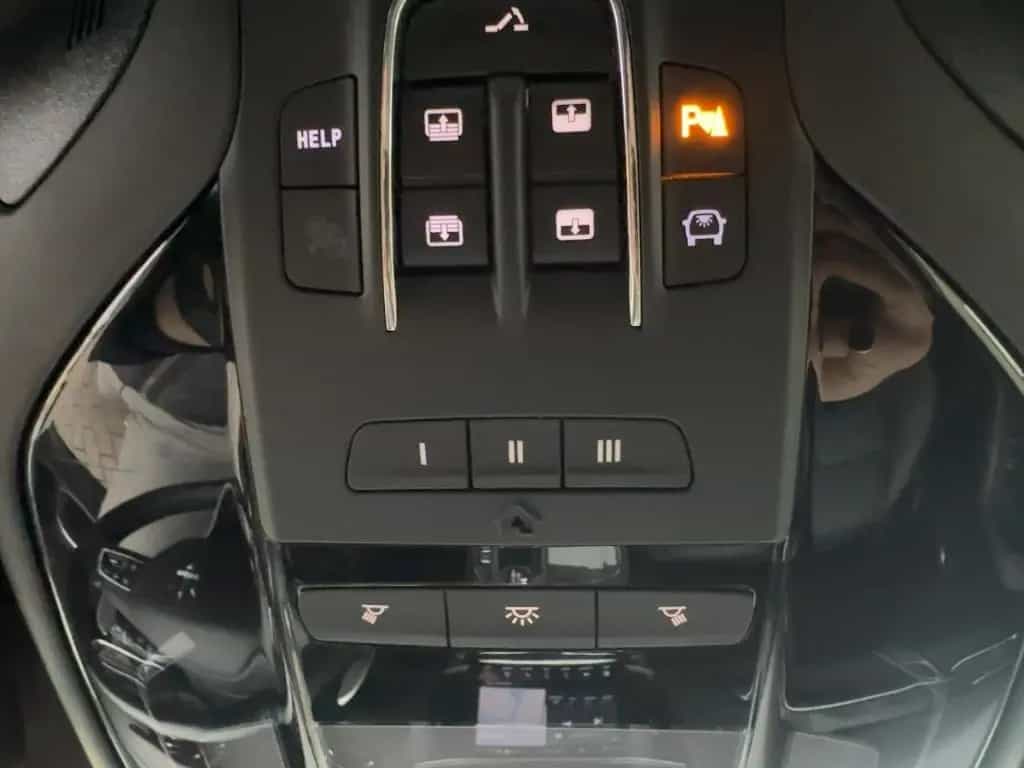 Maserati Levante Modena S AWD 430PS PANO-CARBON-360Grad 04/2023-photo-19