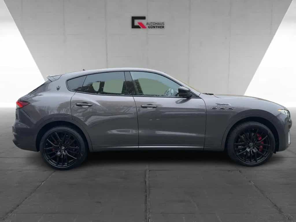Maserati Levante Modena S AWD 430PS PANO-CARBON-360Grad 04/2023-photo-4