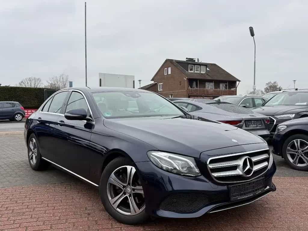 Mercedes-Benz E 220 d Limousine | WIDESCREEN | AUTOMATIK | HUD 03/2017-photo-0