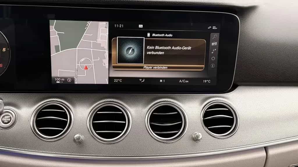 Mercedes-Benz E 220 d Limousine | WIDESCREEN | AUTOMATIK | HUD 03/2017-photo-13