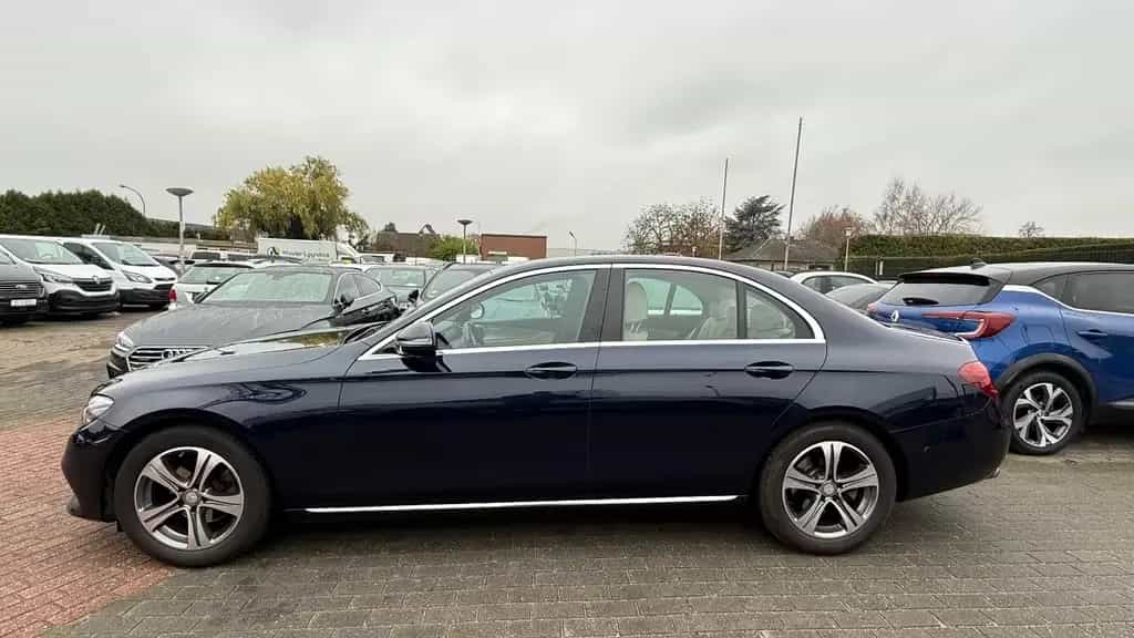 Mercedes-Benz E 220 d Limousine | WIDESCREEN | AUTOMATIK | HUD 03/2017-photo-4