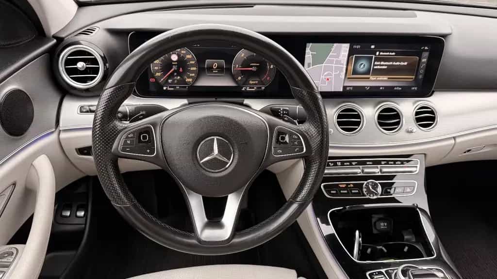 Mercedes-Benz E 220 d Limousine | WIDESCREEN | AUTOMATIK | HUD 03/2017-photo-9