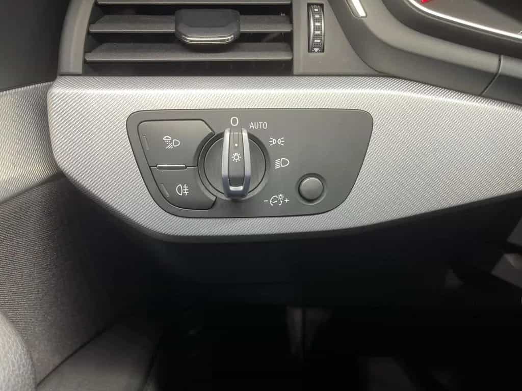 Audi A5 40 TDI S-tronic quattro LED PANO NAVI SHZ PDC 05/2019-photo-18