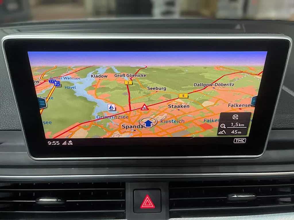 Audi A5 40 TDI S-tronic quattro LED PANO NAVI SHZ PDC 05/2019-photo-23