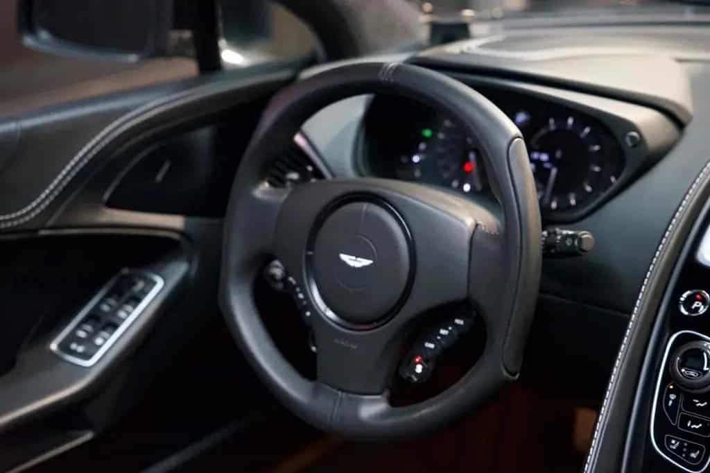 Aston Martin Vanquish volante*B&O*Carbon ceramic*Onyx Black 10/2016-photo-18