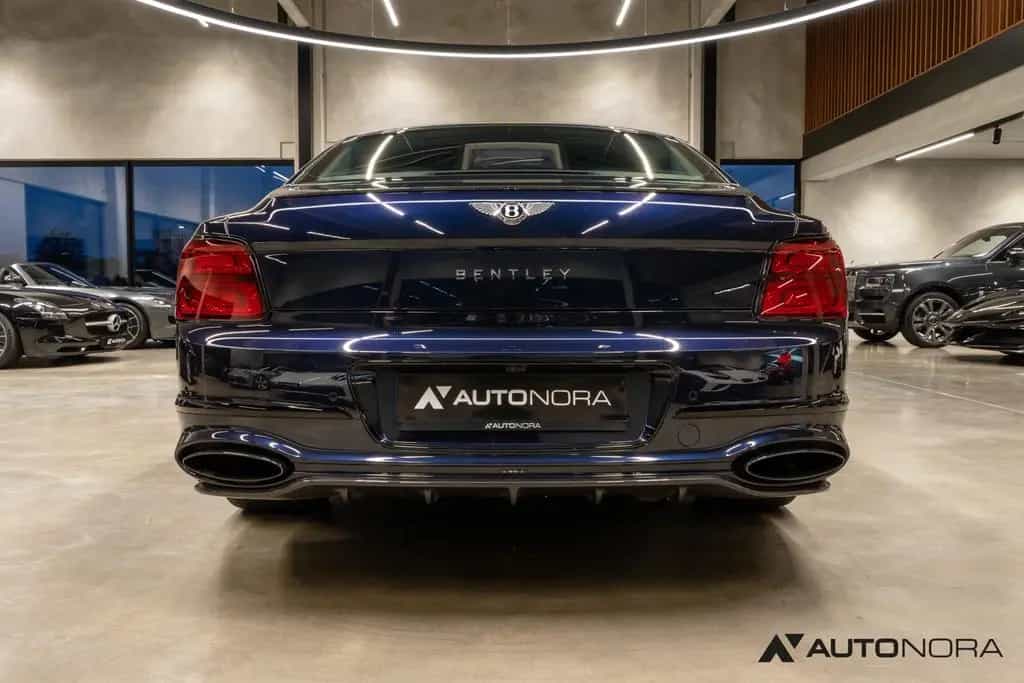 Bentley Flying Spur W12 Speed Mulliner Blackline RSE 08/2023-photo-14