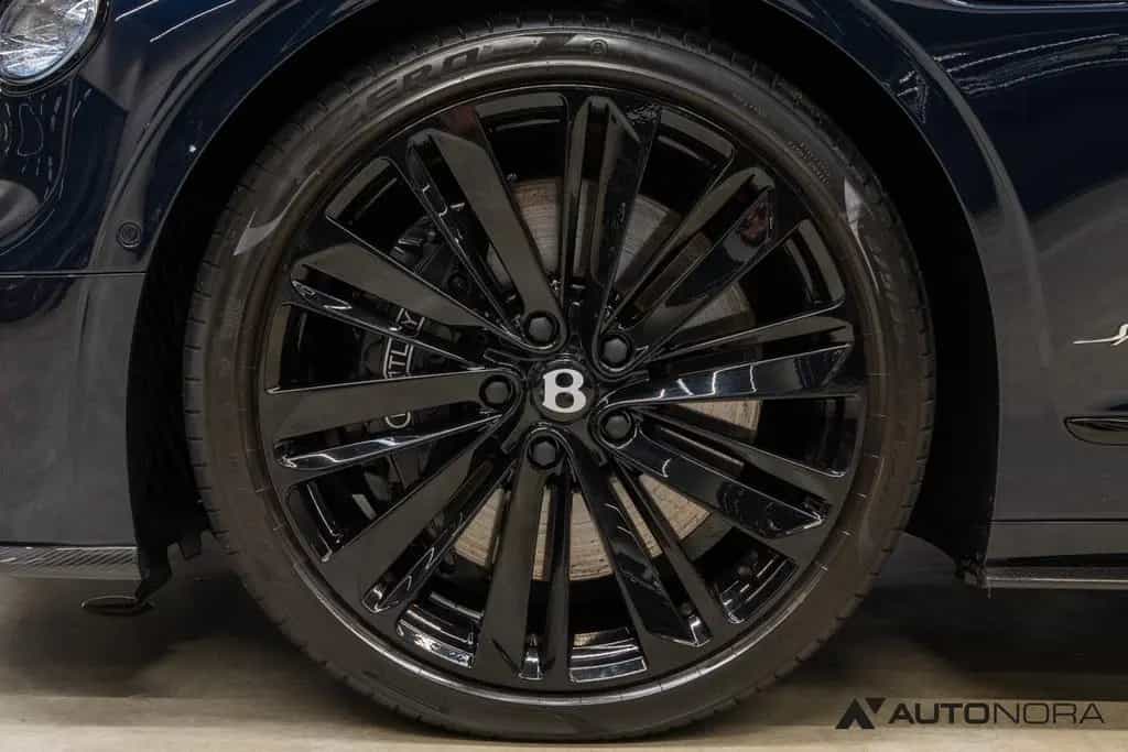 Bentley Flying Spur W12 Speed Mulliner Blackline RSE 08/2023-photo-16