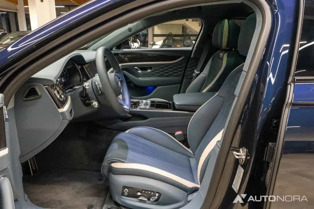 Bentley Flying Spur W12 Speed Mulliner Blackline RSE 08/2023-photo-18