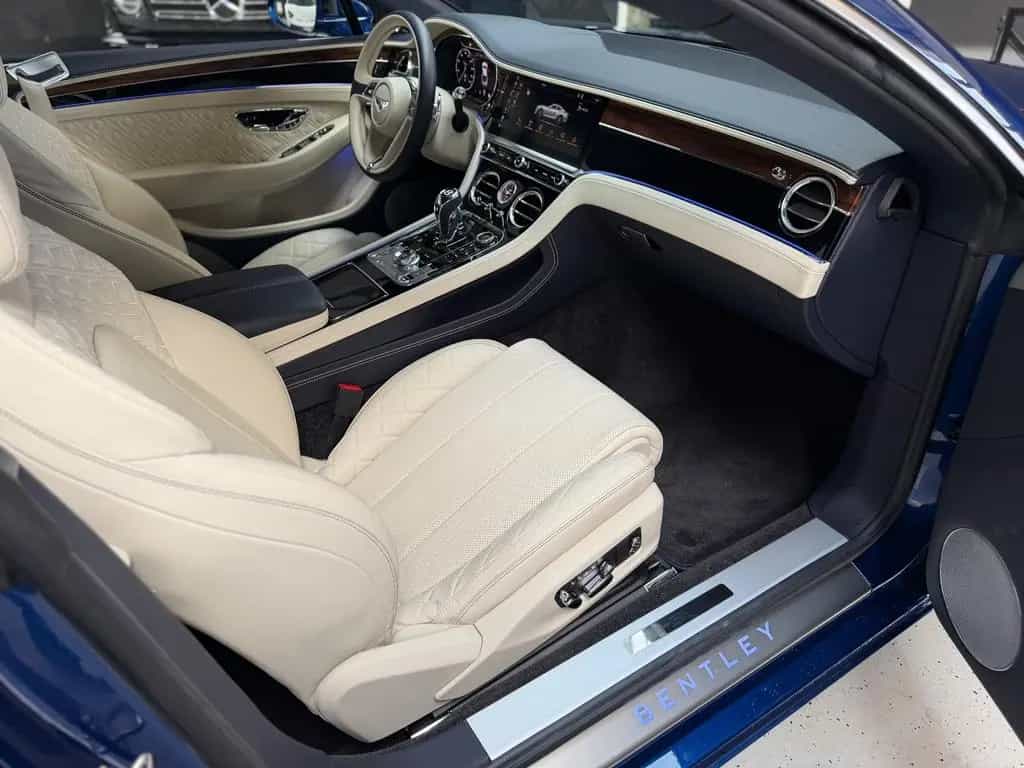 Bentley Continental GT W12/360/LED/HUD/MEMORY/NACHT 08/2018-photo-17