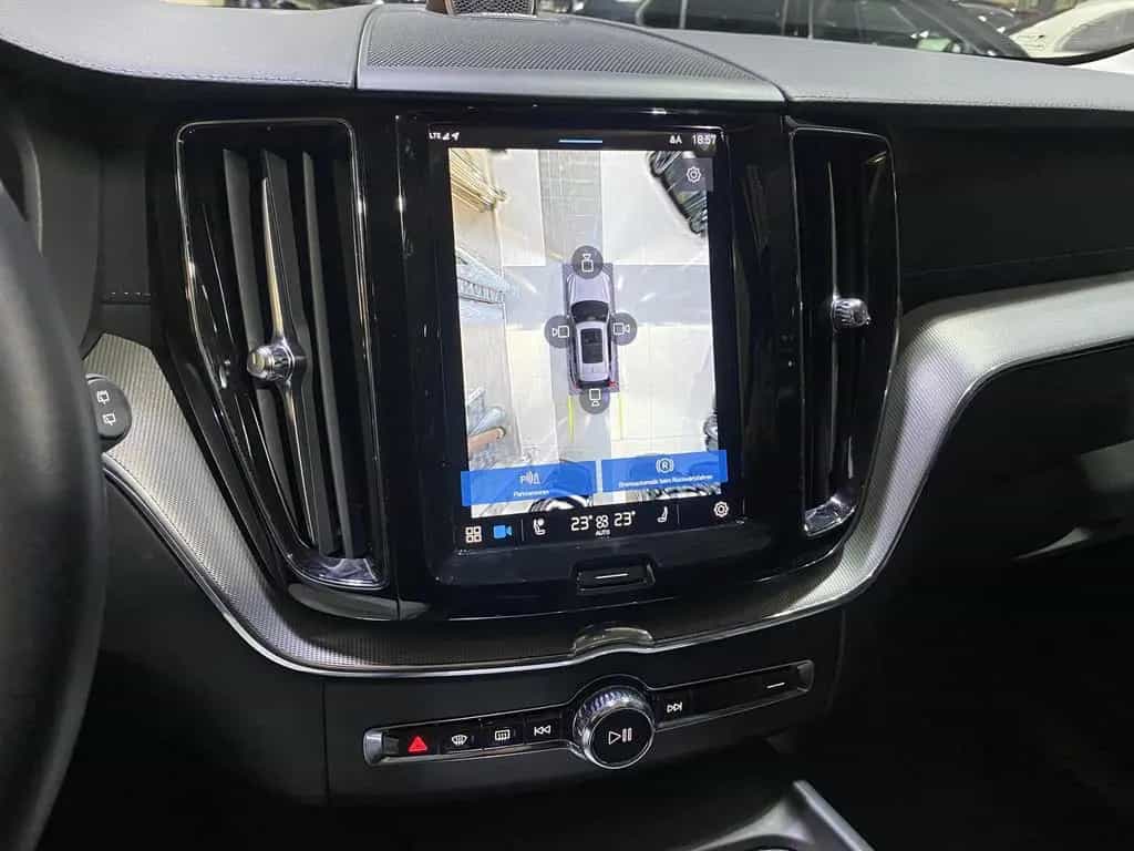 Volvo XC60 Ultimate Dark*AWD*HUD*360Cam*LED*SHZ*Pano* 10/2022-photo-24