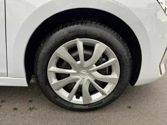 Opel Corsa Allwetter Komfort Lenkrad-/Sitzheizung 11/2025-photo-5