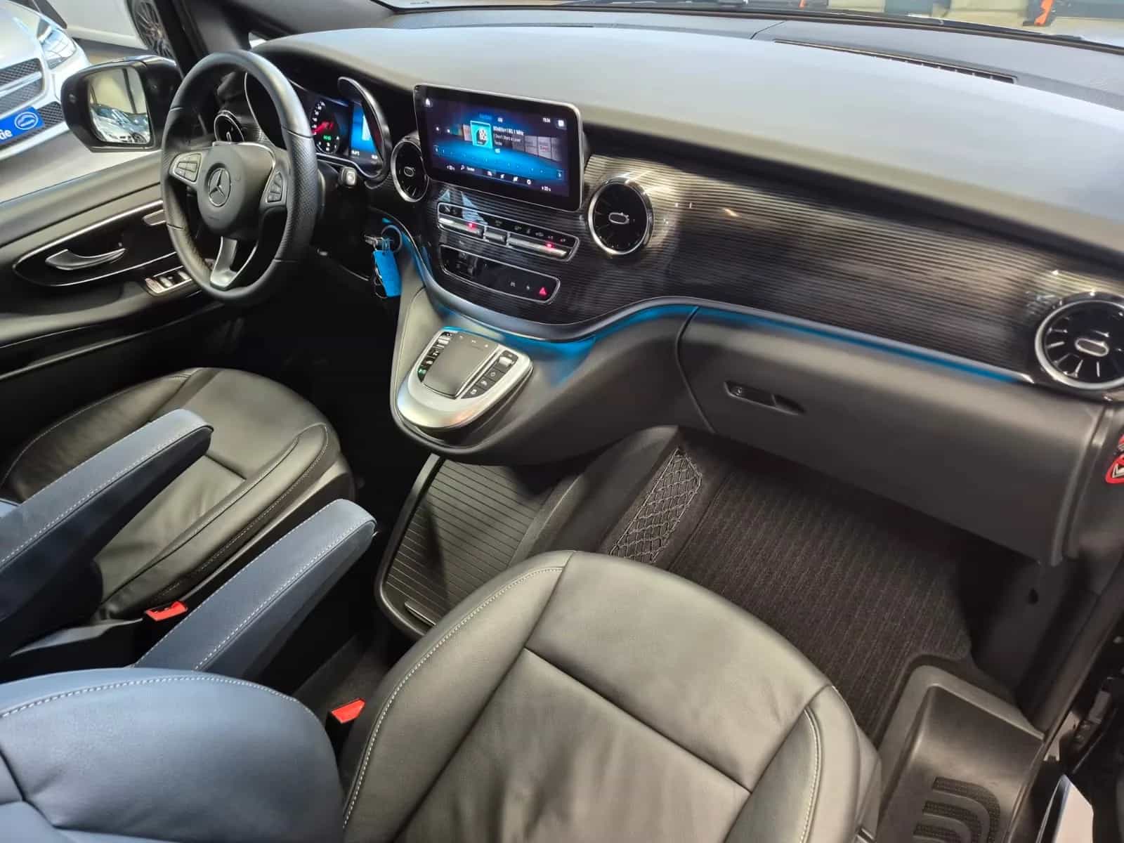 Mercedes-Benz V-Class 250 05/2024-photo-15