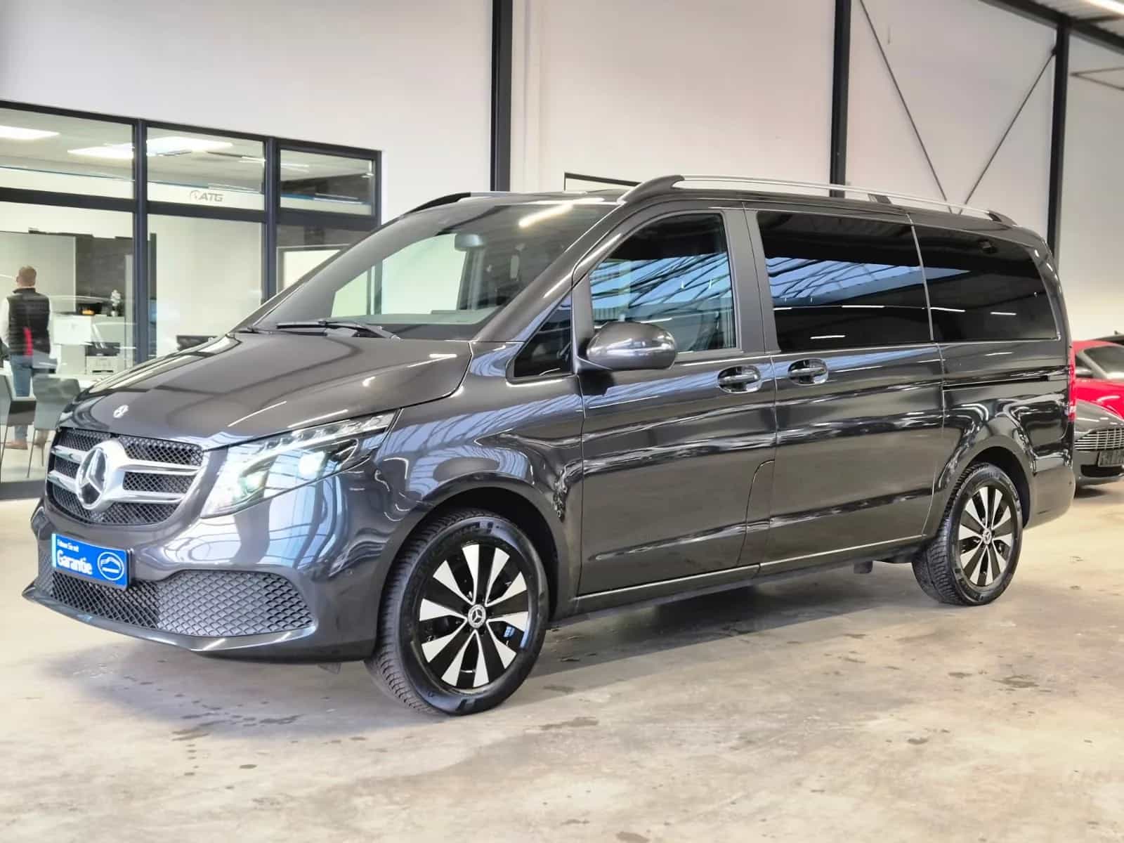 Mercedes-Benz V-Class 250 05/2024-photo-8