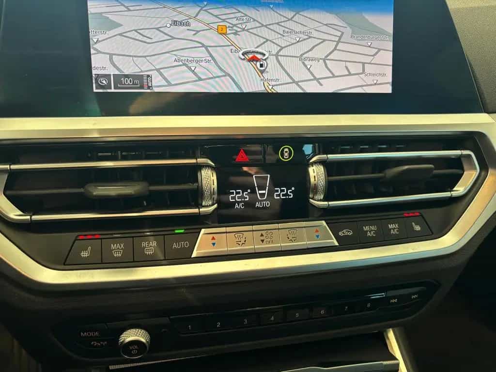 BMW 320 d Touring Sport Line+Panorama+Himmel schwarz 10/2021-photo-11
