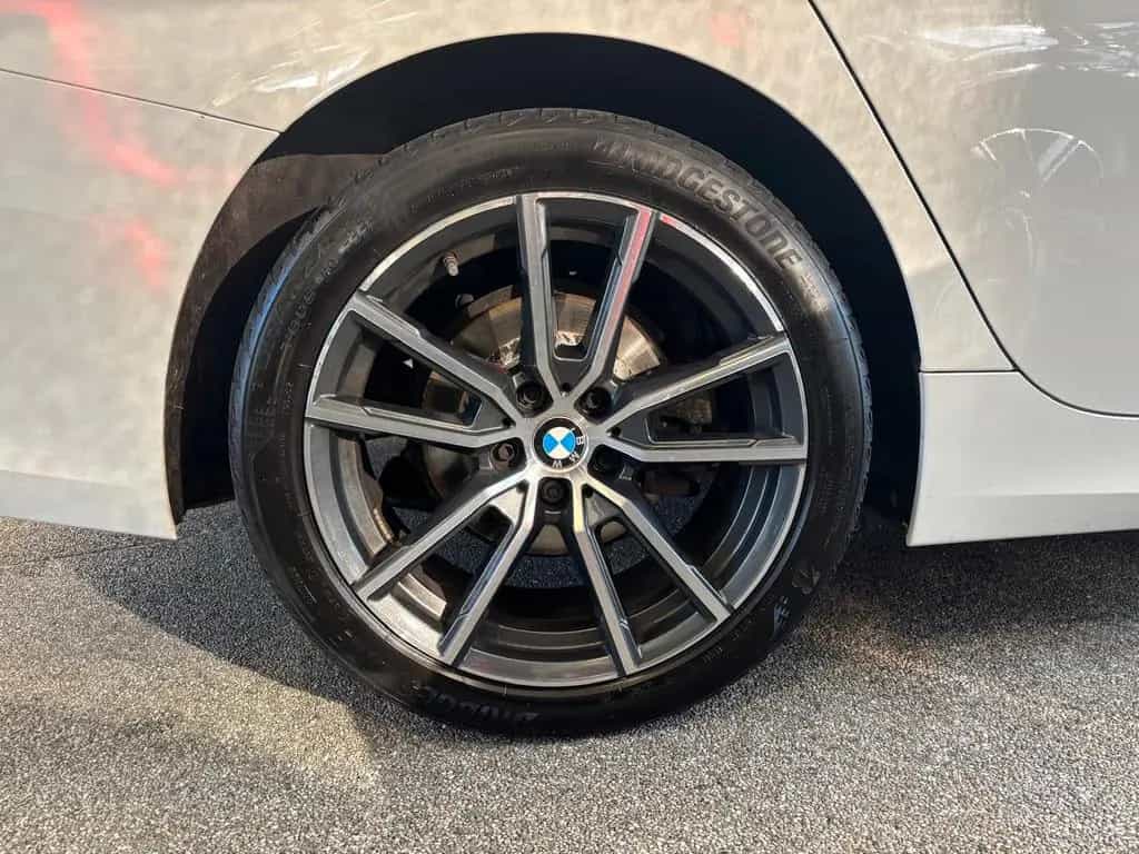 BMW 320 d Touring Sport Line+Panorama+Himmel schwarz 10/2021-photo-22